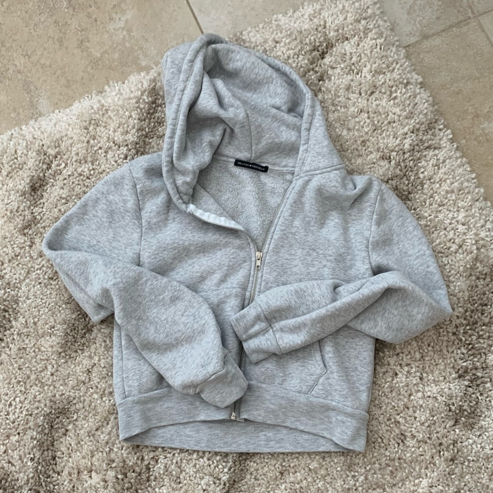 Brandy Melville Cropped Zip Jacket
